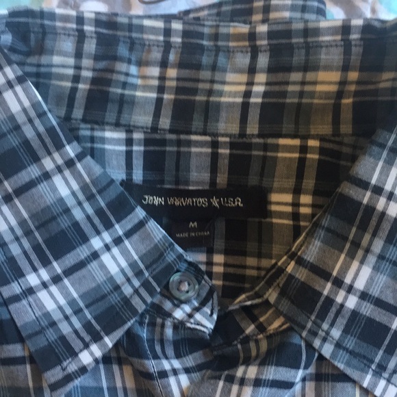 John Varvatos Button Up - Picture 2 of 3